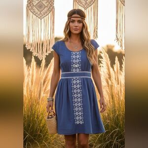 Banana Republic chambray embroidered boho dress 6